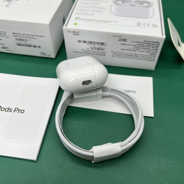 AIRPODS PRO (2ND GENERATION) WIRELESS AIRBUDS