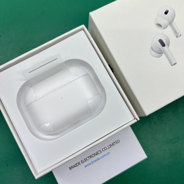 AIRPODS PRO (2ND GENERATION) WIRELESS AIRBUDS